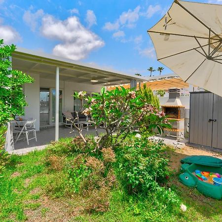 Beautiful Bungalow In Island Village アデヘ エクステリア 写真