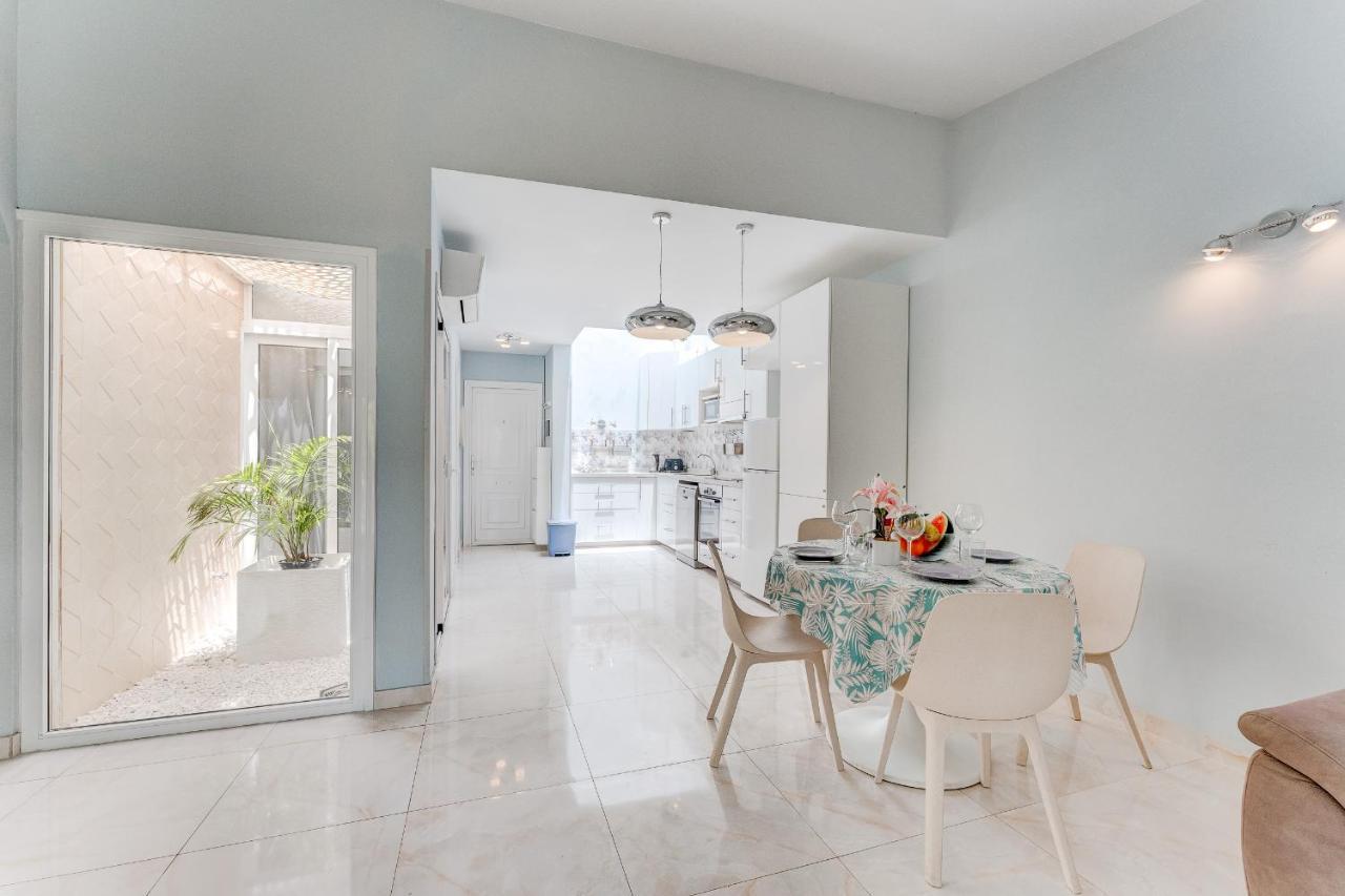 Beautiful Bungalow In Island Village アデヘ エクステリア 写真